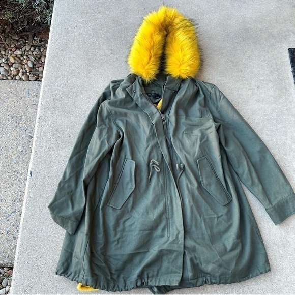 Zara Faux Fur Trimmed Hooded Parka Womens Medium - Picture 4 of 10